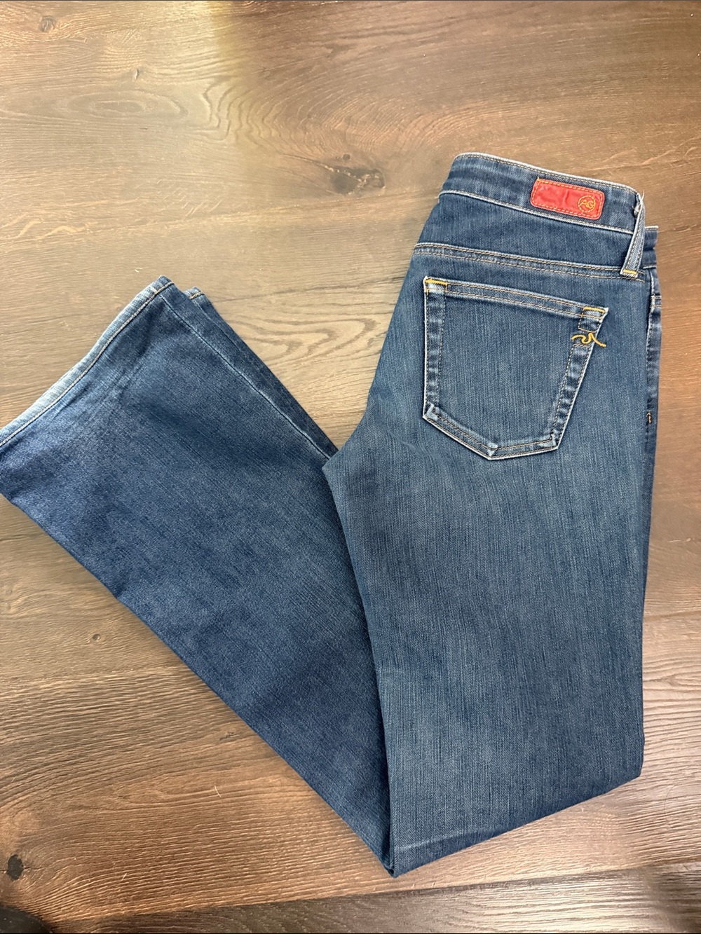 AG - the Club Well Fitted size 27 Dark Blue Women's Flare-Leg Jeans